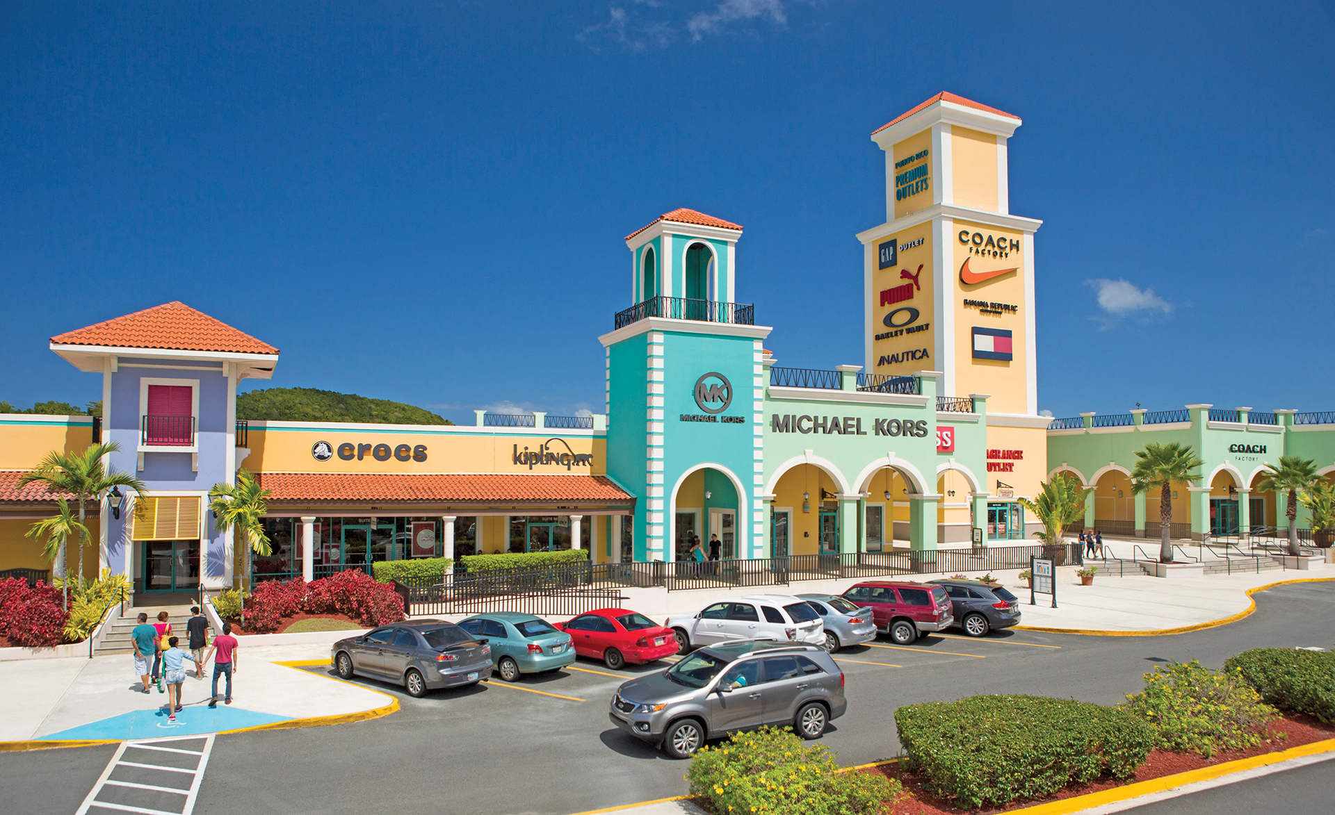 The Best Caribbean Destination for shopping - Bienvenidos