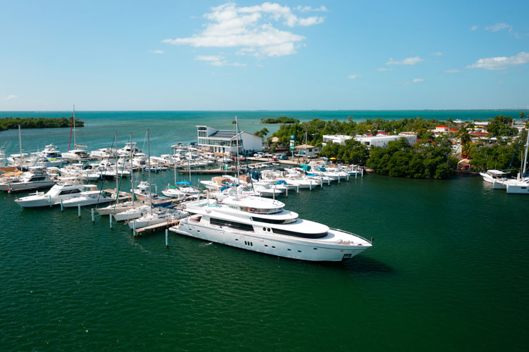 Puerto Rico holds a prime position in the Caribbean’s celebrated boating scene in no small part because of its wide array of well-equipped marinas and yacht clubs, aquatic oases that serve as secure bases for adventures both offshore and on land.