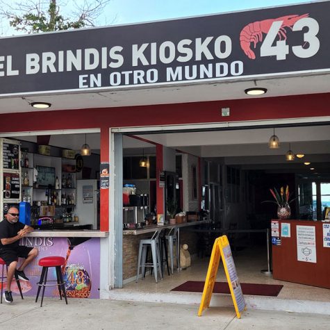 Kiosco-el-El-Brindis-Luquillo
